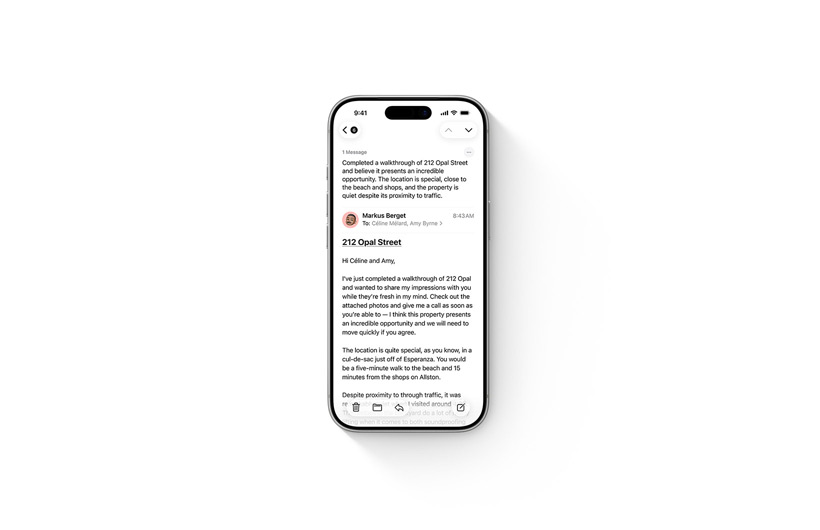 Tre iPhoner viser Apple Intelligence: oppsummering av talemelding, ta opp og oppsummer notater og samtaler og oppsummer e-post