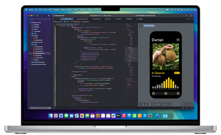 Auf einem geöffneten Mac wird die Xcode App gezeigt.