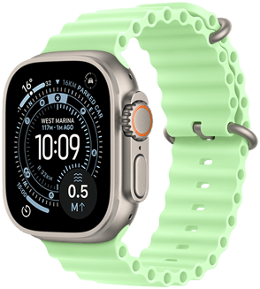 Apple Watch Ultra 3, prirodna boja, kućište od titanija, brojčanik za orijentacijsko trčanje, dodaci: UV indeks, Aktivnost, Satelit, Kompas, vanjska desna strana, Digital Crown, mikrofon, bočna tipka, remen Ocean, neon zelena boja