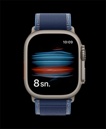 Apple Watch Ultra 3, titanyum kasa, natürel renk, Sağlık uygulamasında kandaki oksijen düzeyi testi